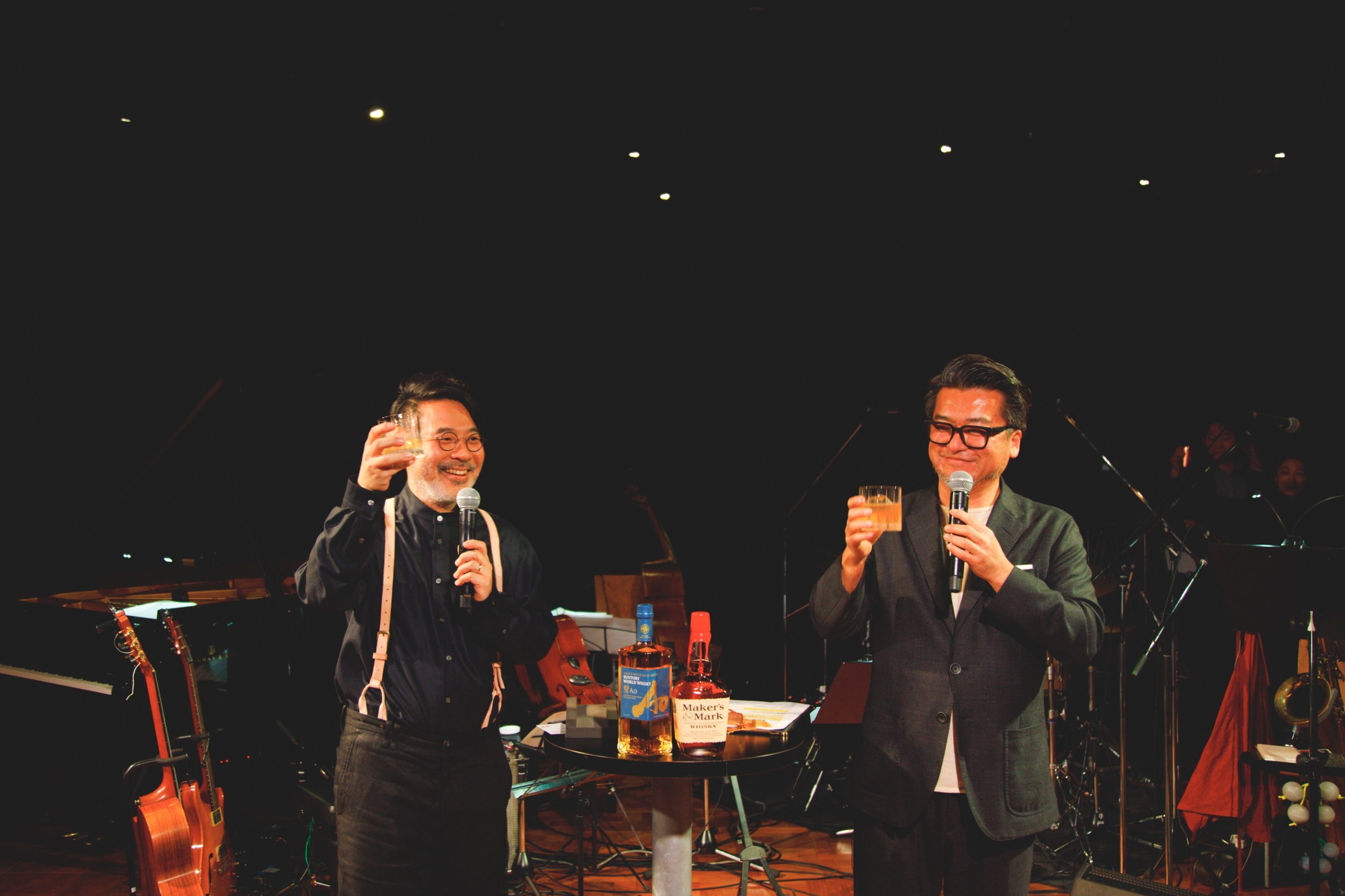 ピアニストの林正樹さんと、BRUTUS編集長であり、NOMREL TIMESの編集長でもある田島朗の15分ほどのトークの際の画像