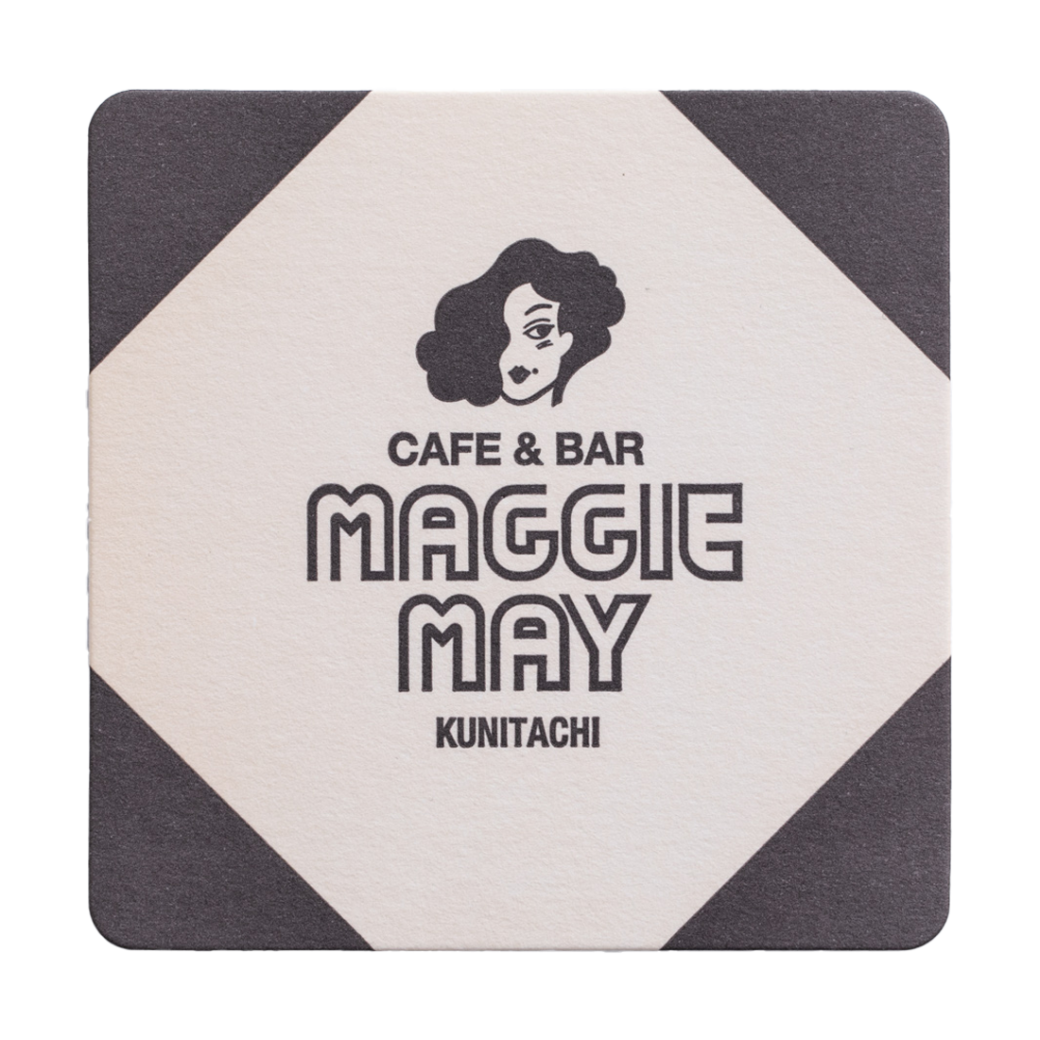 国立、ブランコ通りでロックバーとして始まった『マギーメイ』。